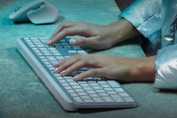 The Best Quiet Keyboards For Noise-Free Workspaces