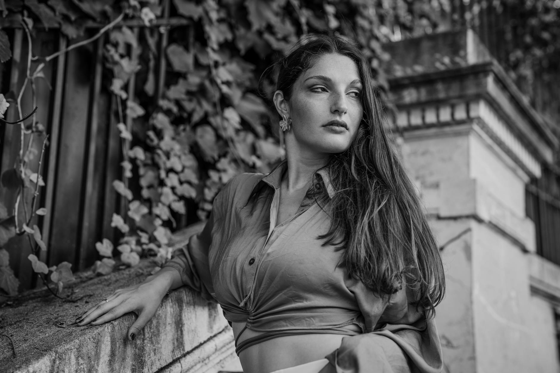 Close-up portrait photo being taken with smartphone showing shallow depth of field effect