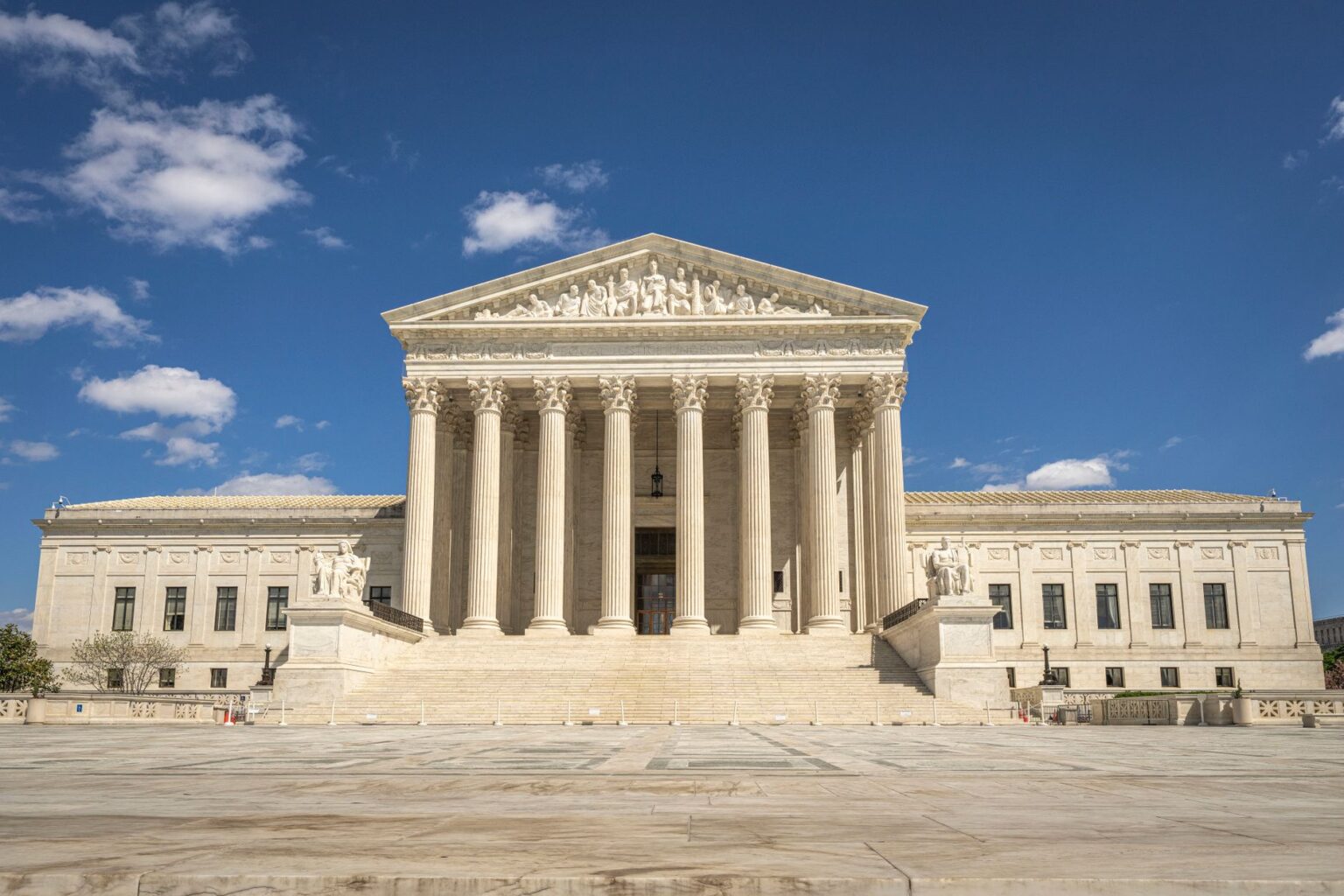 Federal courthouse exterior representing DOJ legal intervention in xAI NAACP lawsuit