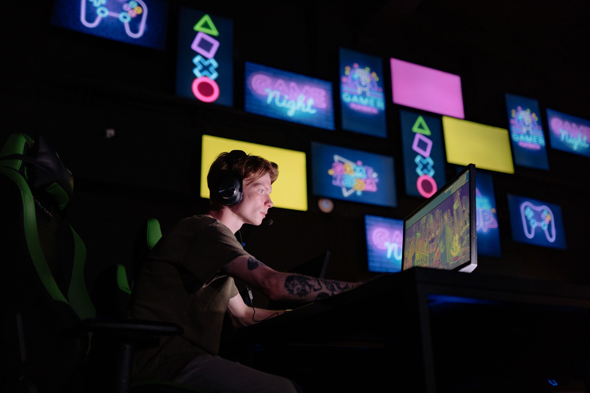A desktop monitor displaying a point-and-click style adventure game interface