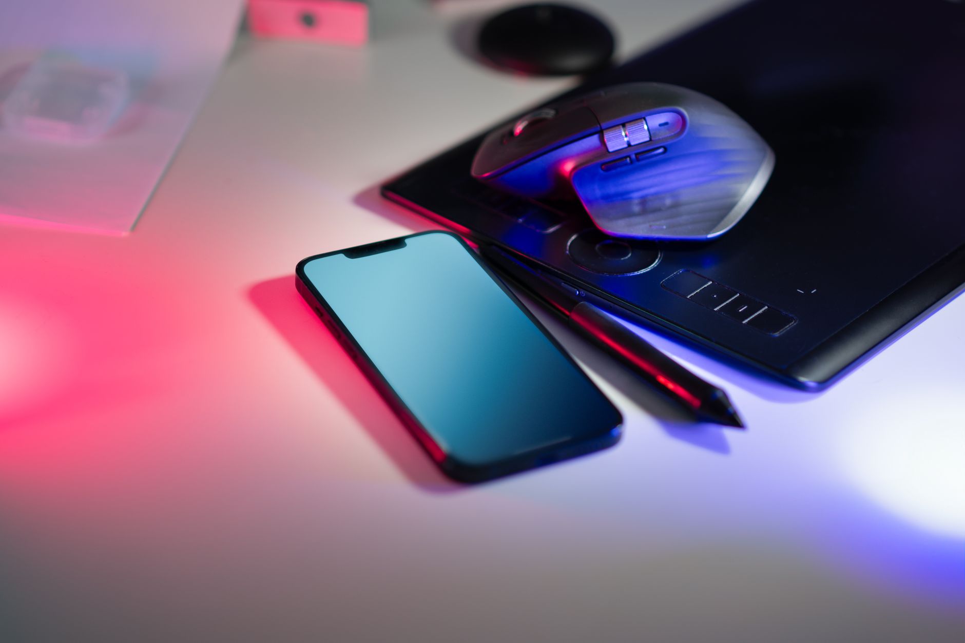 Smartphone internal components illustrating hardware engineering complexity